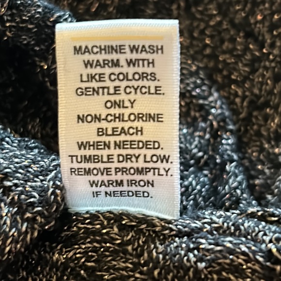 CATO | SIZE 22-24 | PULLOVER SWEATER | METALLIC THREADS - Picture 9 of 13